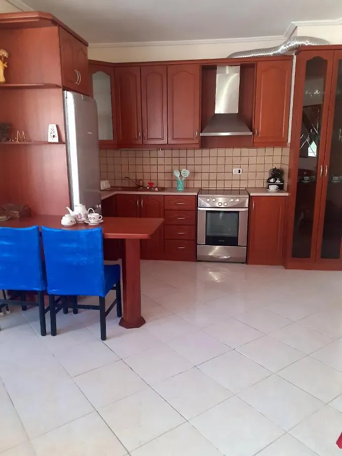 E&R Apartament Apartment Sarande