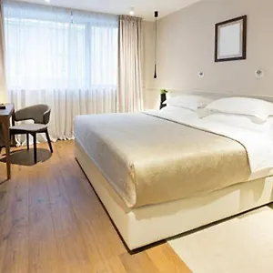 Eden Suites&apartments Sarandë